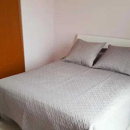 Holiday Les Lauriers Holiday home *