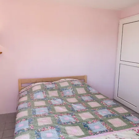 Holiday Les Lauriers Holiday home *