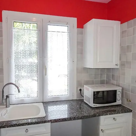 Holiday Les Lauriers Holiday home Saint-Pierre-d'Oleron