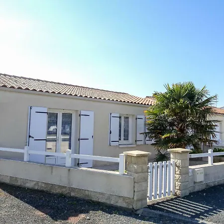 Holiday home Holiday Les Lauriers *